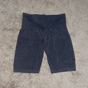 Nvgtn Biker Shorts with contour